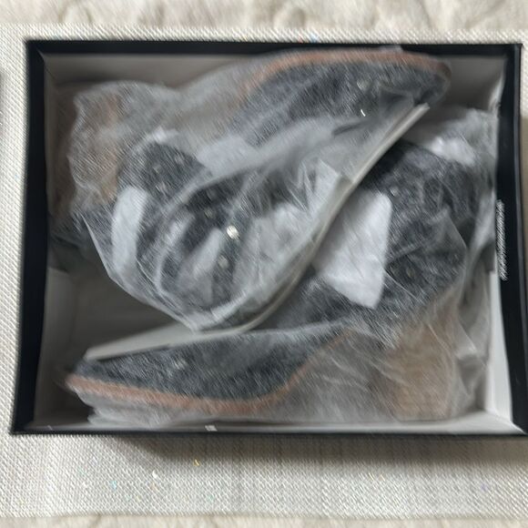 VICI 10 Celeste Black Metallic Studded Block Heel Strappy Multi Buckle Sandal - Picture 11 of 13